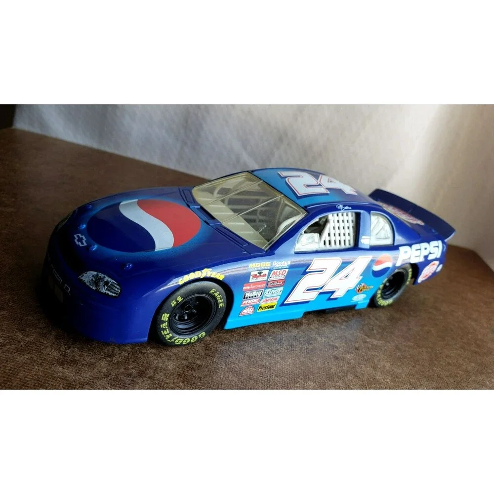 1999 Hasbro NASCAR JEFF GORDON '98MONTE CARLO CHEVROLET PEPSI 24 Blue 1:24 LOOSE